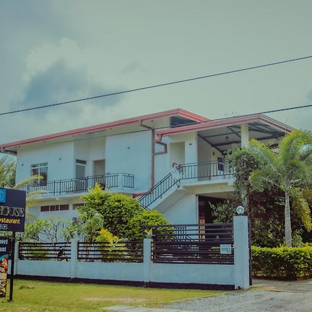 Aqua Hotel Yala Kültér fotó